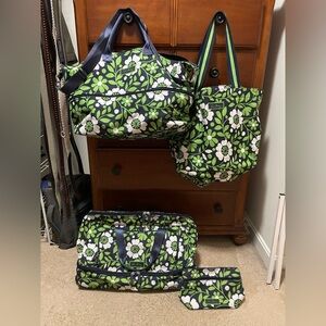 Vera Bradley Lucky 🍀 You 4-piece travel luggage set